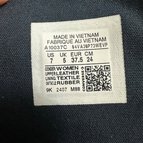 Converse Chuck De Luxe Blue High-Top Sneakers - Picture 9 of 9